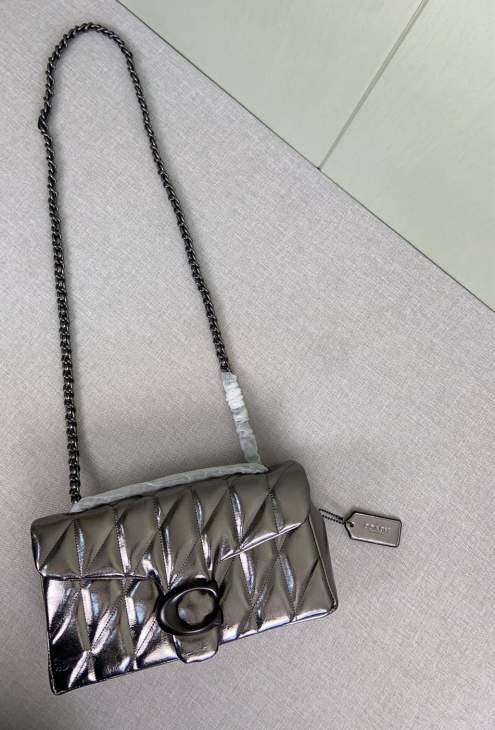 Picture of Coach Handbags _SKUfw236853928fw
